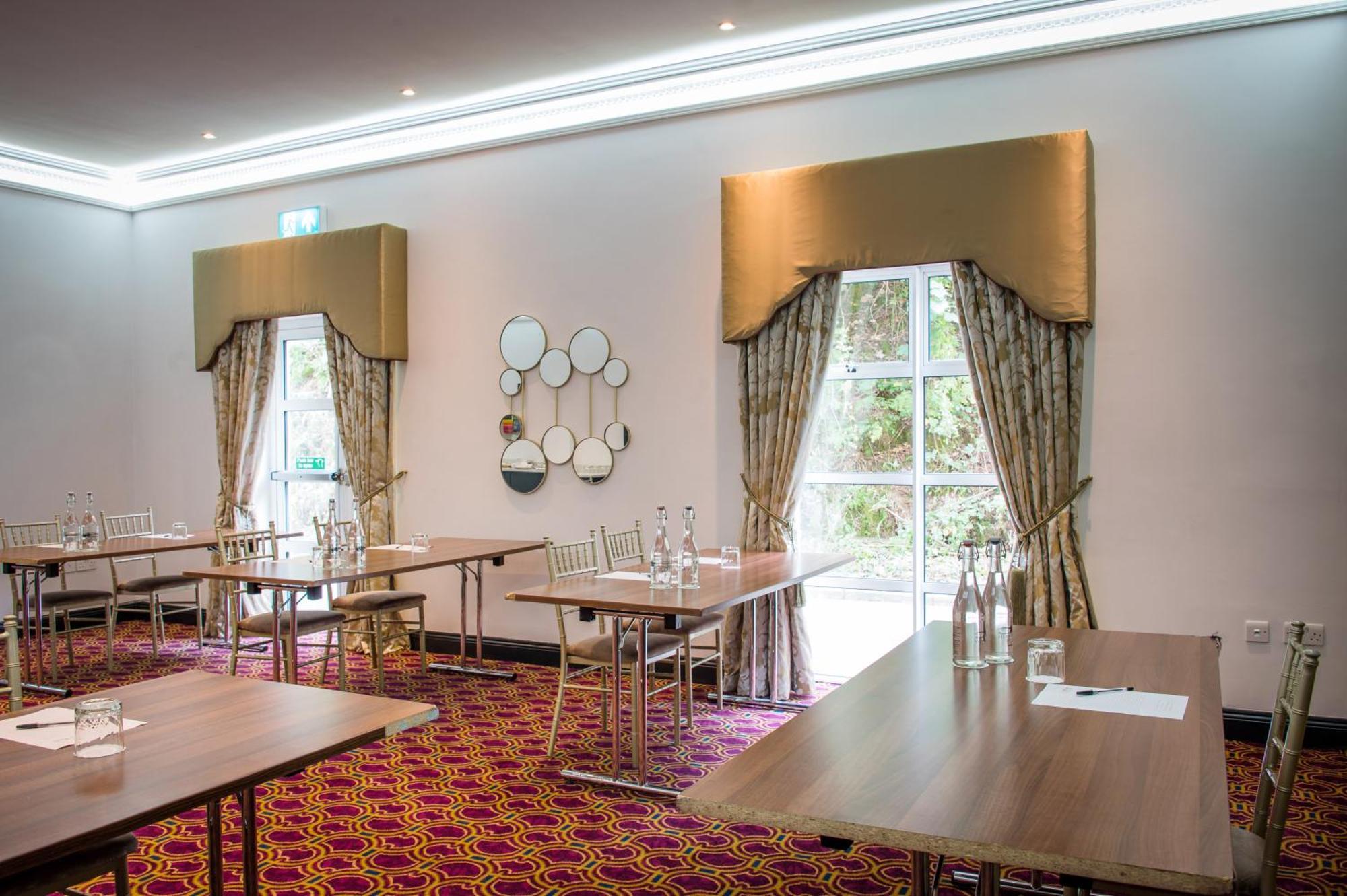 Cork'S Vienna Woods Hotel & Villas Eksteriør bilde